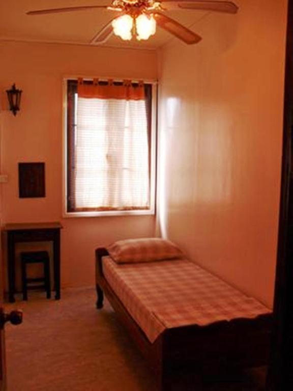 Yha Bangkok Airport Hostel Bang Phli Cameră foto